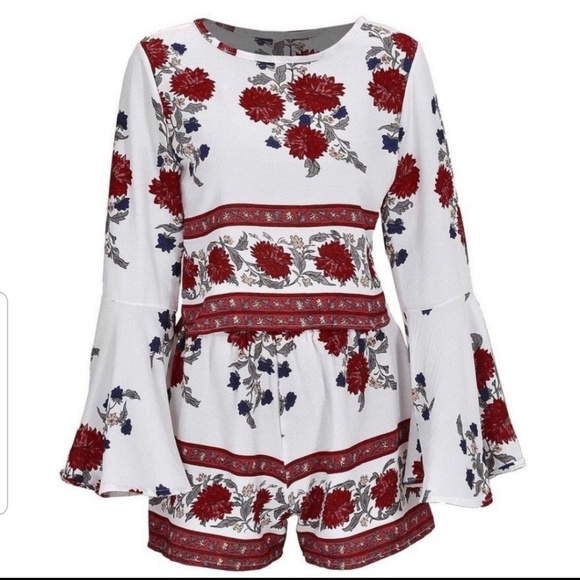 NEW Two Piece Short Set Bell Sleeve At Elbow - Picture 5 of 8